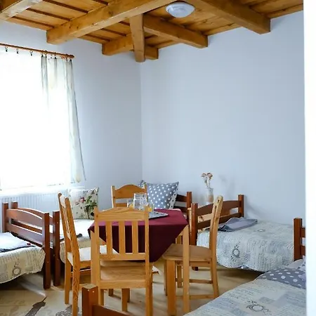 Tundermezo Vendeghaz Guest house *