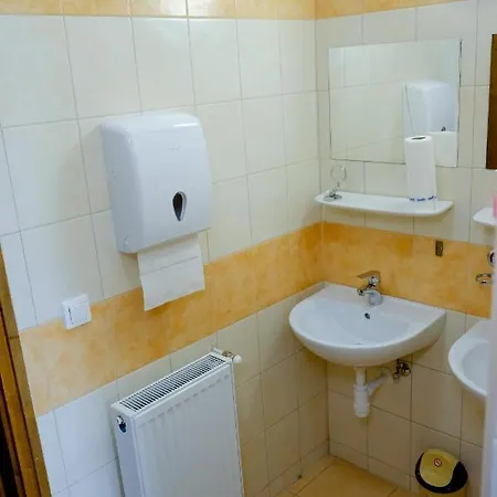 Tundermezo Vendeghaz Guest house *