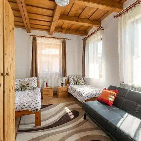 Tundermezo Vendeghaz Guest house